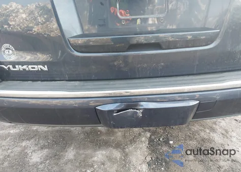 2018 GMC Yukon Denali z USA, uszkodzony, nr VIN 1GKS2CKJ0JR323878